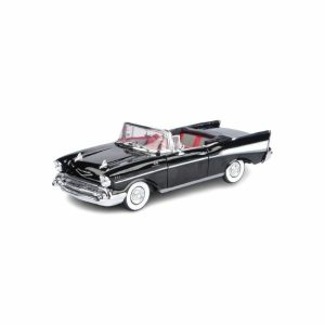 Metalni auto 1:18 James Bond Chevy Bel Air