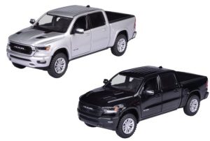 Metalni auto R/C 1:24 Ram 1500 Crew Cab Laramie