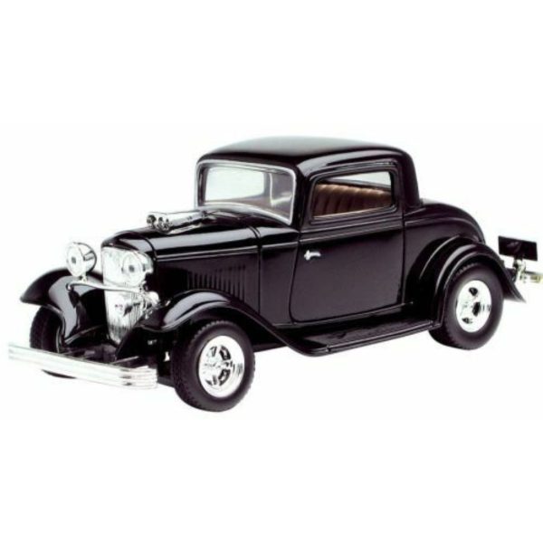 Metalni auto 1:24 1932 FORD COUPE