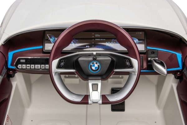 Automobil na akumulator beli BMW I4 - Image 3