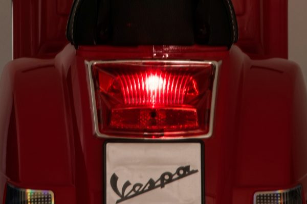 Mini Vespa skuter – Crveni - Image 2