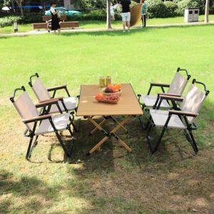 Sklopivi kamperski bastenski set sto i 6 stolica