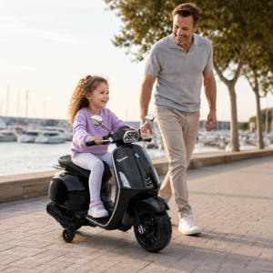 Licencirani Vespa TS-480 dečiji motor na akumulator – crni