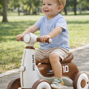 Decija guralica motor 476 braon